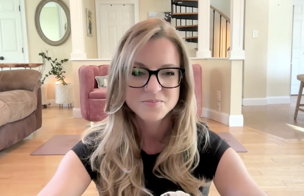 Ompractice Dannika Ross guiding a class