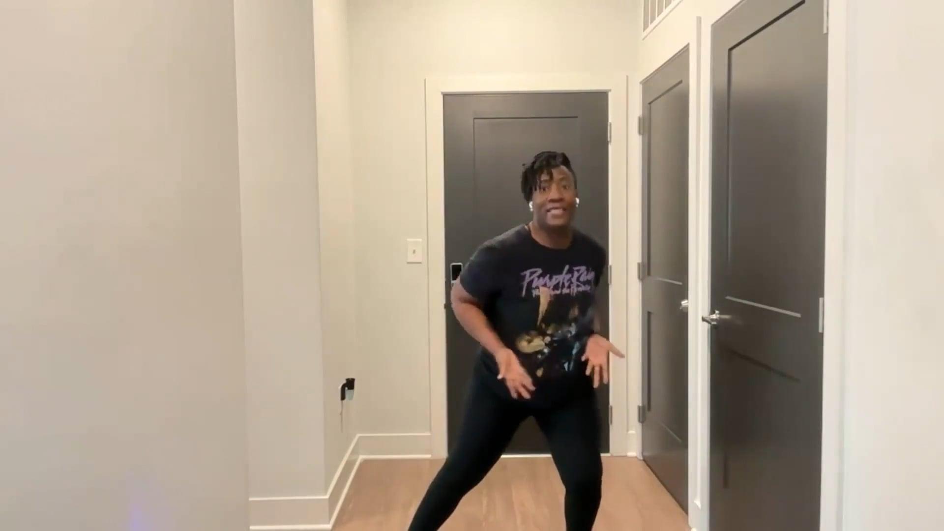 Ompractice Teacher Tasha Edwards demonstrating a small lunge
