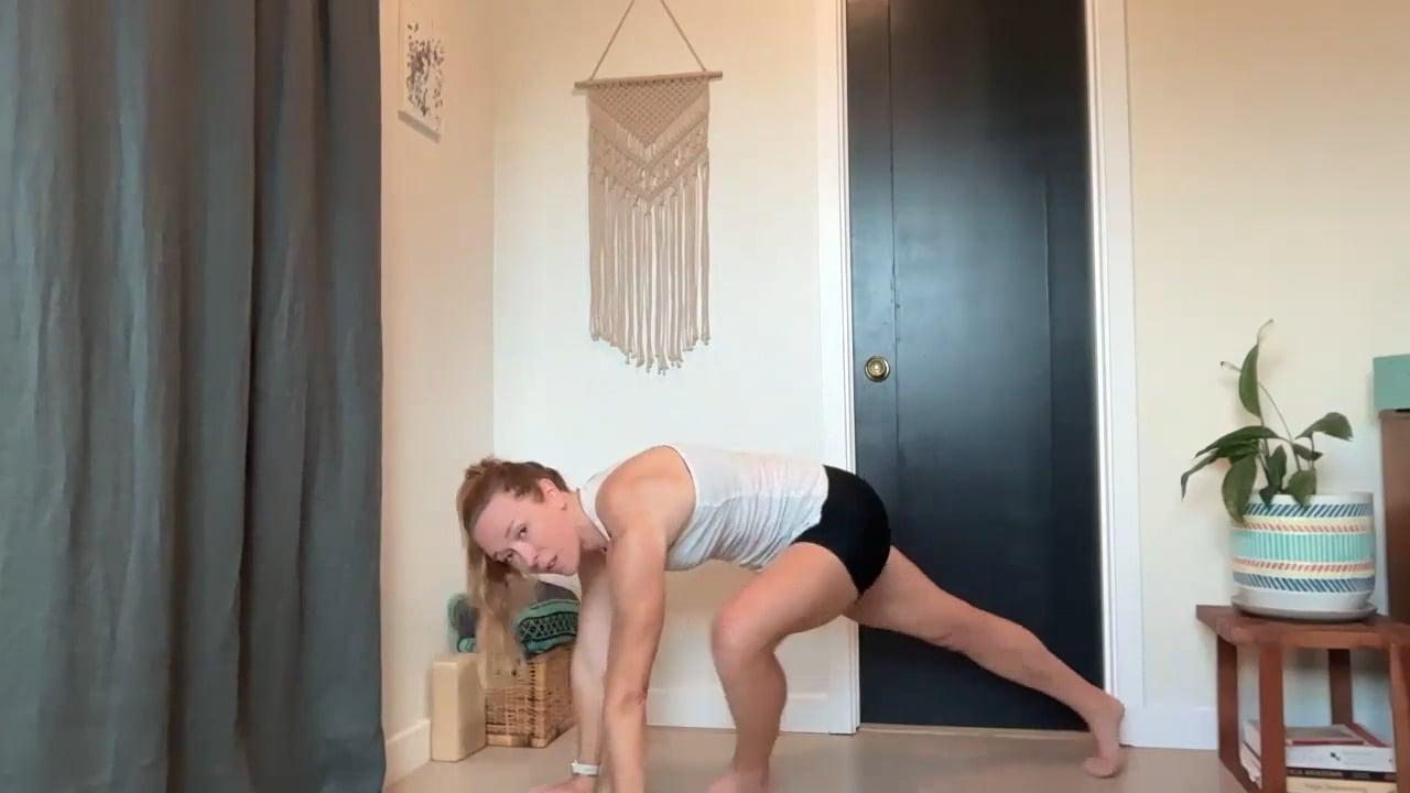 Ompractice teacher Val Minos in a runners lunge